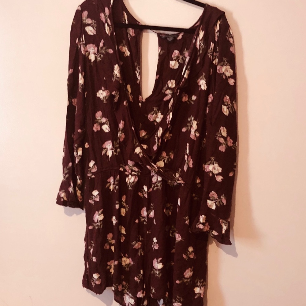 Floral v neck romper plus size